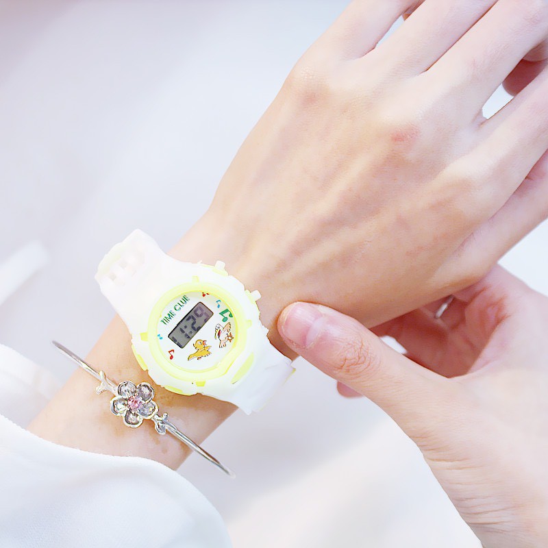 Đồng hồ trẻ em điện tử thời trang siêu xinh giá rẻ DH81