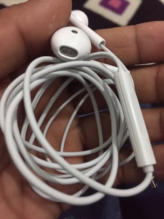 Tai nghe AKG Y15