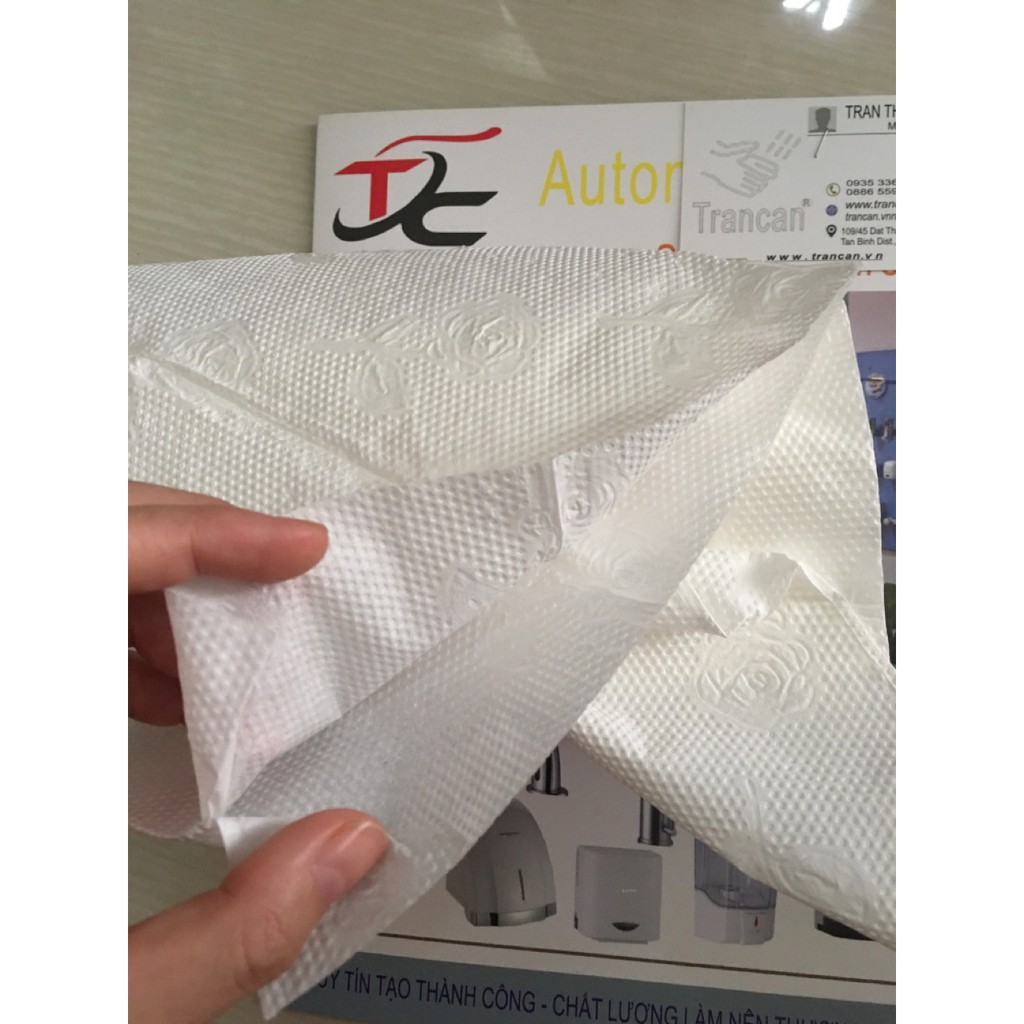 Giấy lau tay hoa văn đa năng 2 lớp 100 tờ 20x20cm