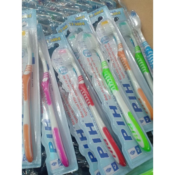 Vỉ 12 Bàn Chải Đánh Răng Người Lớn PH