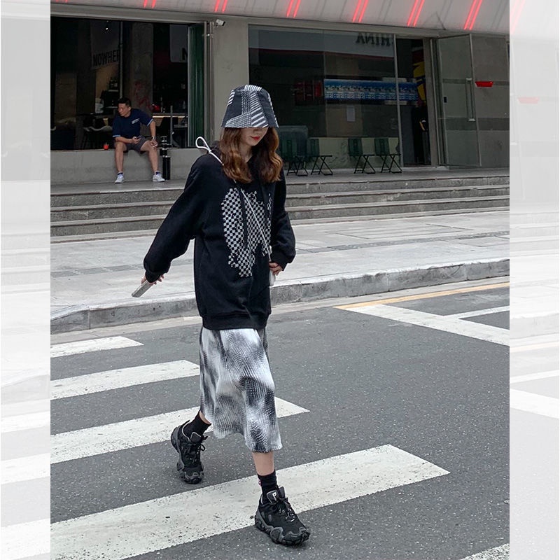 Chân váy dài lưng cao dáng chữ A màu nhuộm thời trang cho nữ