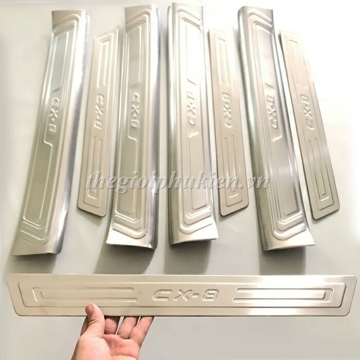 Ốp Bậc Cửa Cho Xe Mazda Cx8 2019 2020 2021-mẫu inox