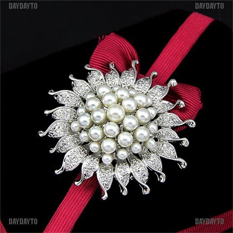 Ghim Cài Áo Hình Bông Hoa Đính Ngọc Trai Nhân Tạo Thời Trang Cho Nữ