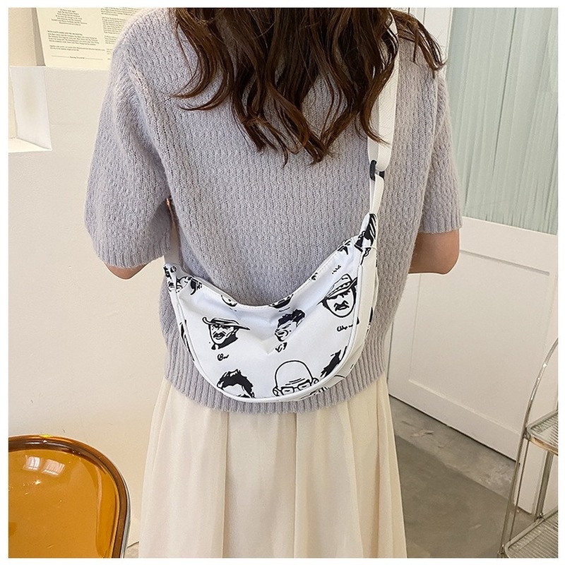 Túi Đeo Chéo Họa Tiết graffiti NB00297