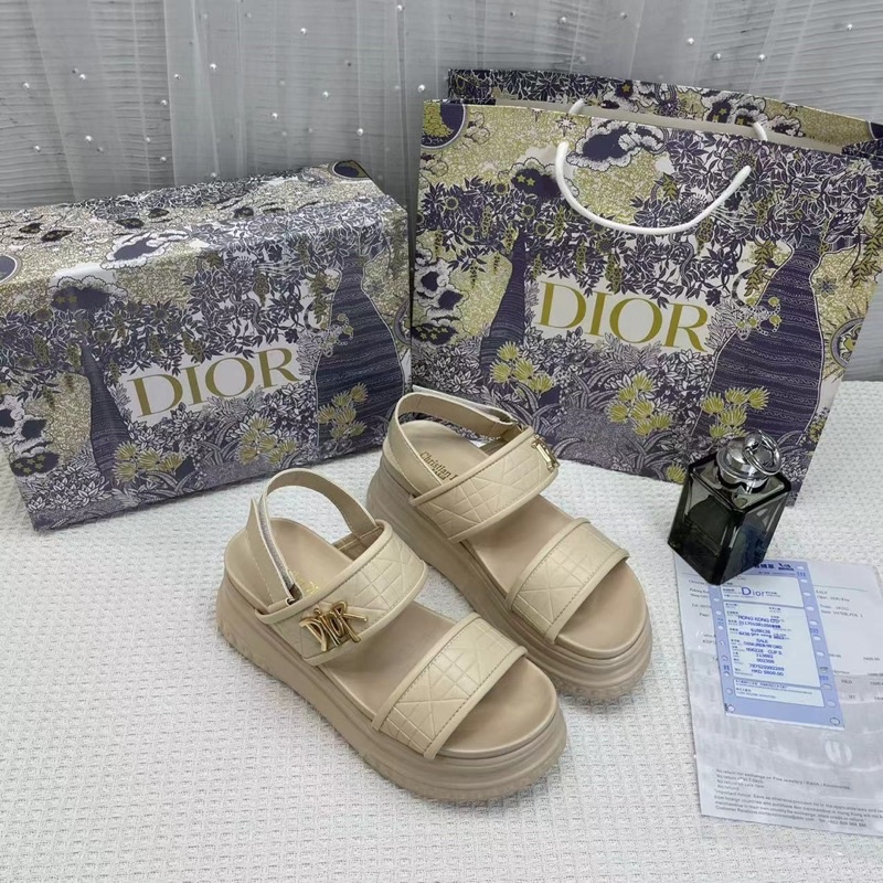 ☘dép quai bánh mì 6f fullbox🌹hàng sẵn 🌹