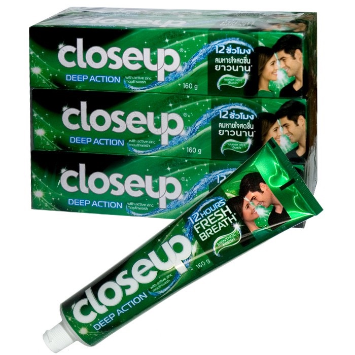 Kem Đánh Răng Close Up Cho Hơi Thở Thơm Mát Suốt 12H Closeup Deep Action 160g - Hàng Thái Lan