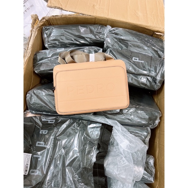 𝐓𝐮́𝐢 𝐍𝐚𝐦 đ𝐞𝐨 𝐜𝐡𝐞́𝐨 𝐏𝐞𝐝𝐫𝐨 𝐂𝐚𝐬𝐮𝐚𝐥 𝐒𝐥𝐢𝐧𝐠 𝐁𝐚𝐠 màu nude