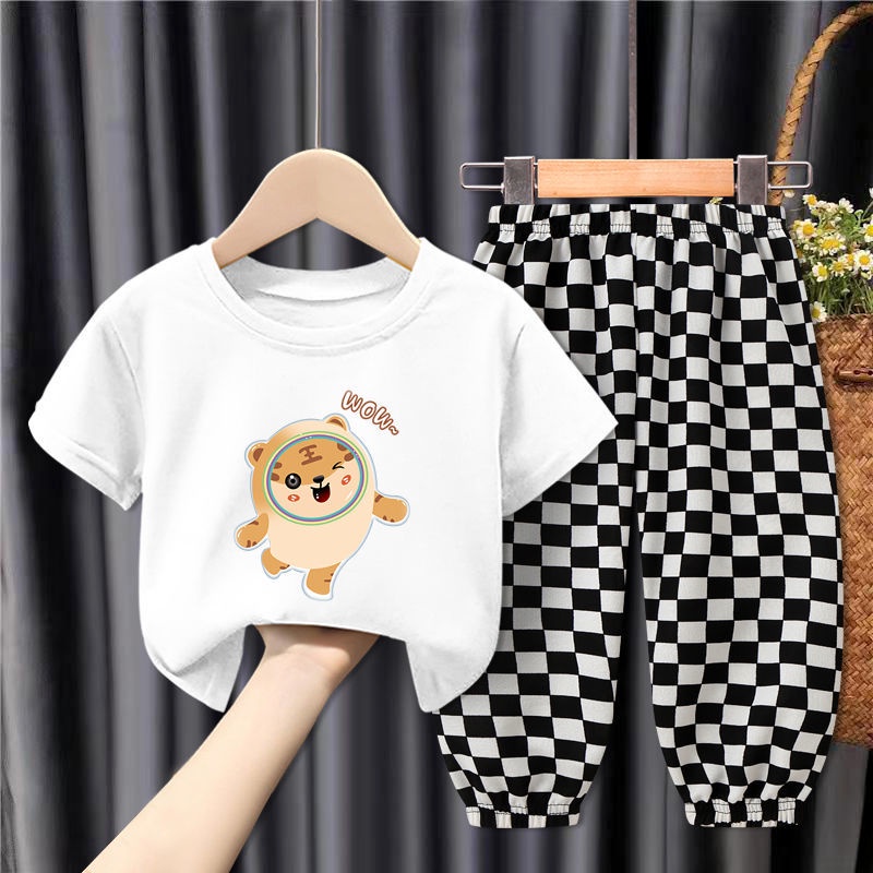 Bộ Quần Áo Thun Ngắn Tay Thời Trang Mùa Hè Năng Động Dành Cho Trẻ
