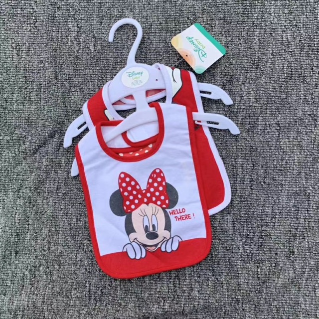 Set 2 yếm ăn dặm Mickey Disney