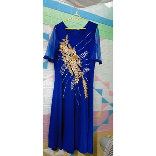 Đầm dự tiệc dạ hội trung niên