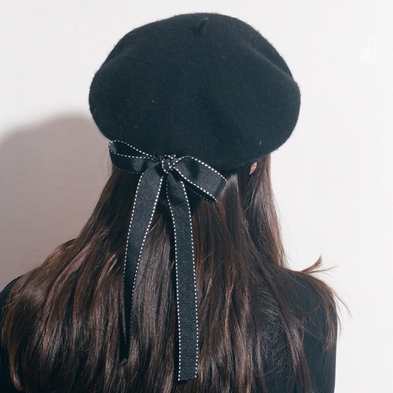 Mũ Beret màu đen đính nơ phong cách thời trang hàn quốc