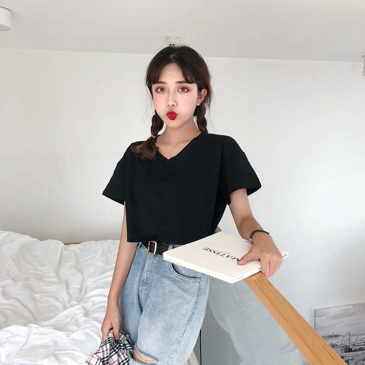 Áo Thun Croptop Cổ Tim 🌟 Áo Croptop Nữ Cổ V Tay Lỡ Form Rộng Chất Cotton Mịn Xịn