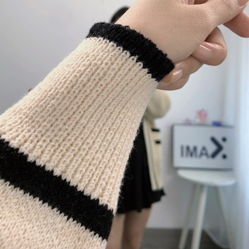 Áo cardigan len trơn viền nổi 2 túi trước KAMI