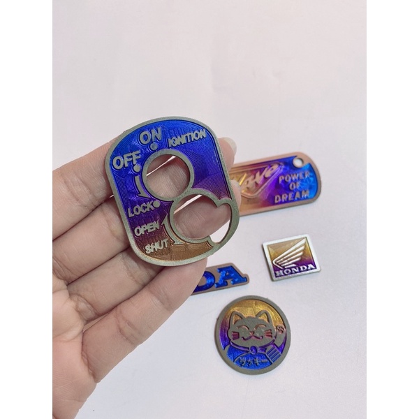 Tem Titan dán trang trí xe WRS, WA17, Vision 2011-2014...có sẵn keo