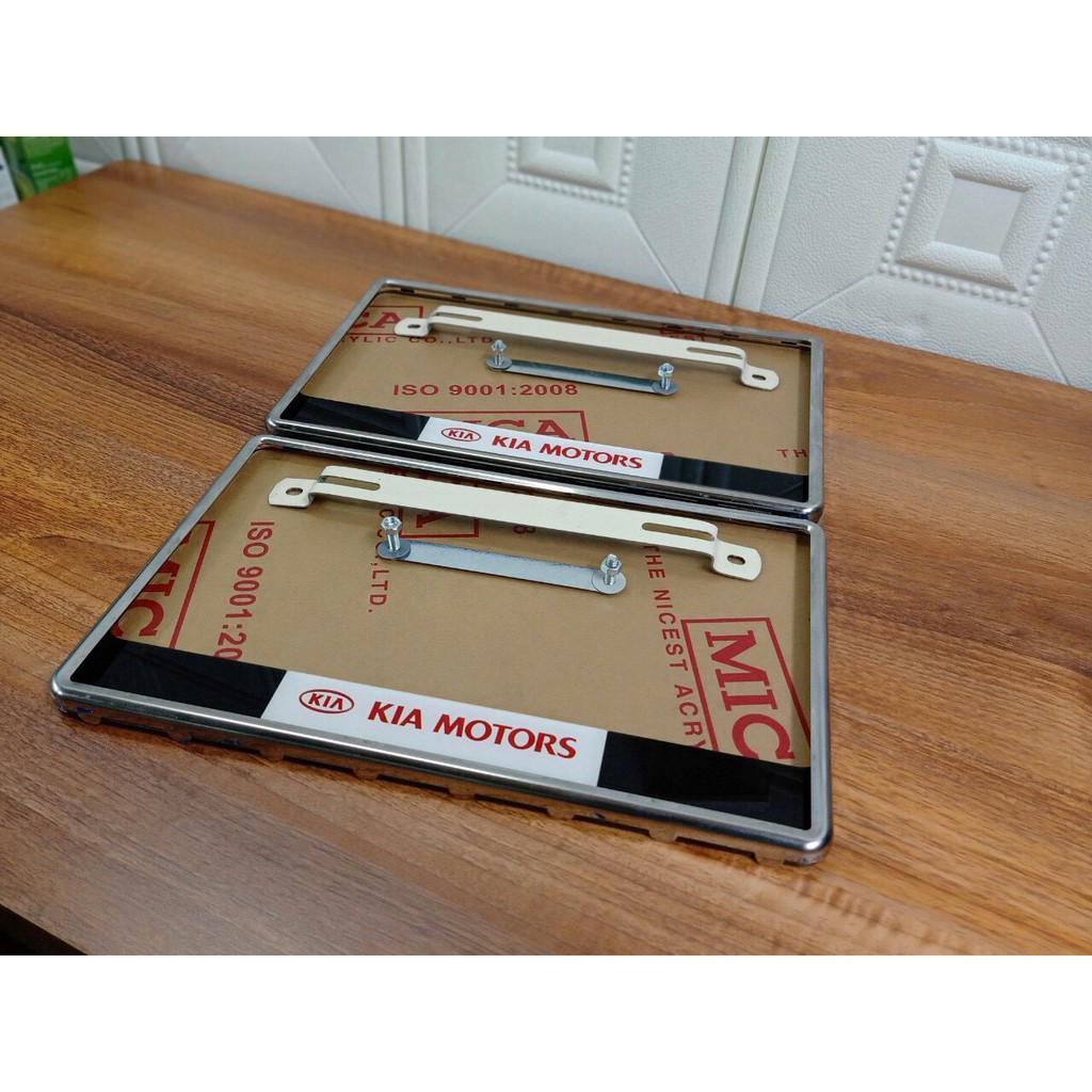 Khung biển số ô tô có logo HYUNDAI ,Khung inox 304 có viền ,mica,ốc ít dùng cho biển số mới 2 chiếc trước sau bằng nhau