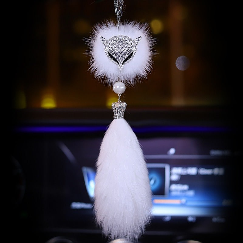 Khánh treo gương xe ô tô thiên nga đính ngọc decor xế yêu sang chảnh LV Car