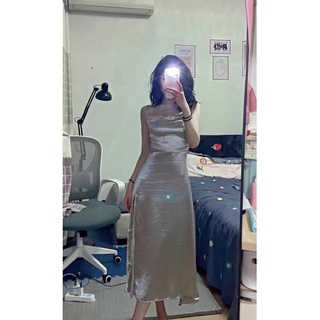 Đầm 2 Dây Vải Phi Lụa Bóng Xẻ Đùi Quyến Rũ