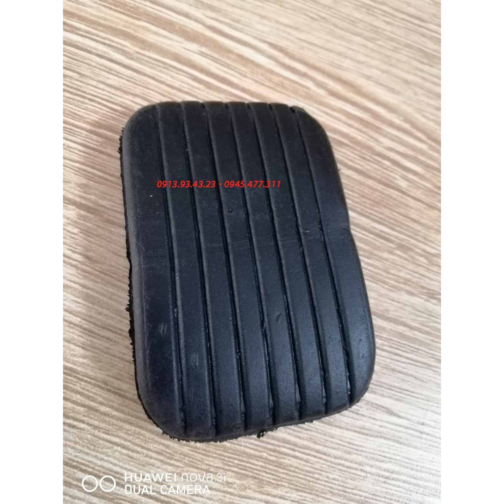 Cao su bàn đạp chân côn, chân phanh Grand i10 / Morning