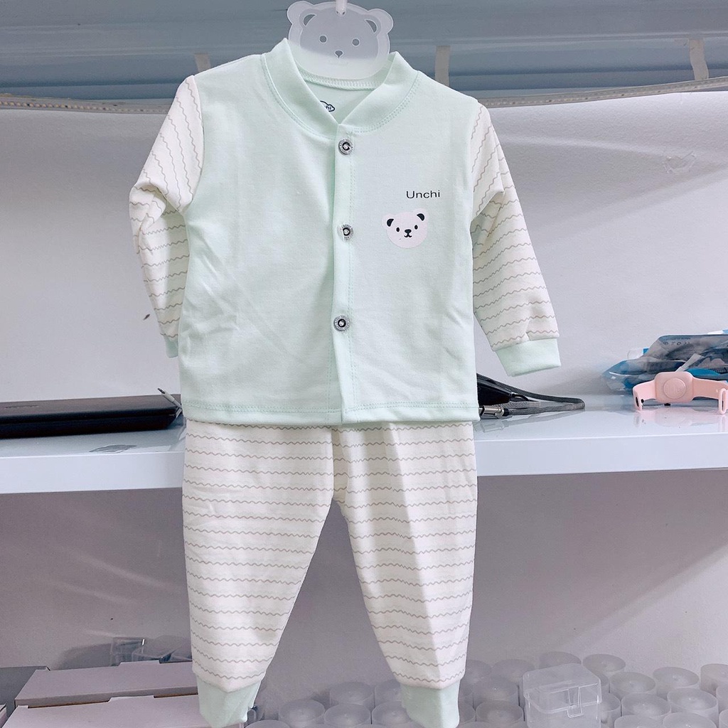 Bộ quần áo mùa đông dài tay cúc cài giữa cổ tàu giữ ấm Unchi vải cotton nỉ co giãn 4 chiều cho bé (5-14kg)