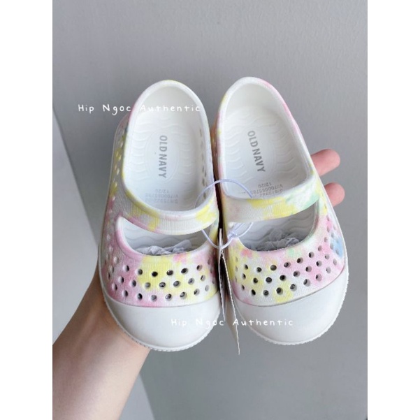 GIÀY NHỰA OLD NAVY MÀU LOANG CẦU VỒNG AUTHENTIC