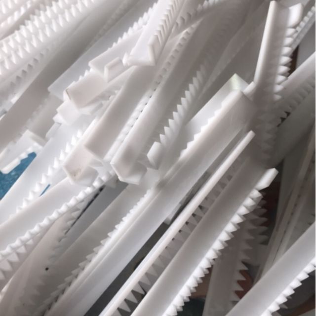 Khuôn meka hàng quạt