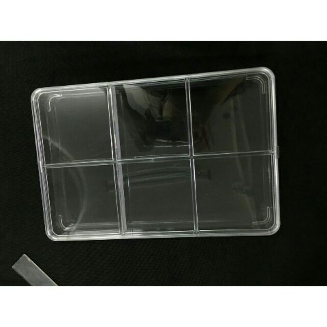 Hộp trong suốt 6 ô 20x30x4cm