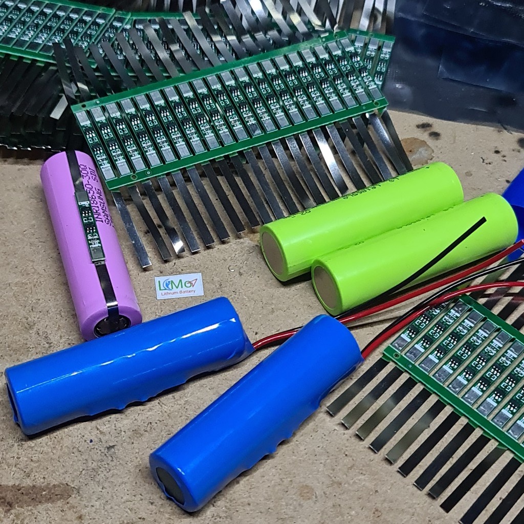 Pin lithium 18650 3,7v 2600mAH. Khối pin lithium 1s 3,7v có mạch bảo vệ 1S Chống chai pin - LiMo