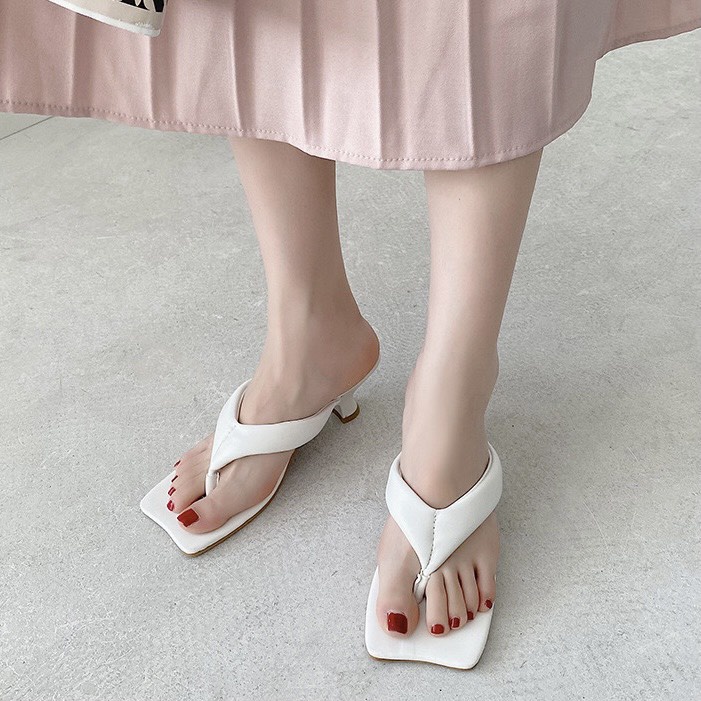 Guốc Da Quai Kẹp Mũi Lưỡi Liềm Vuông Đế Nhọn Cao 3 Phân