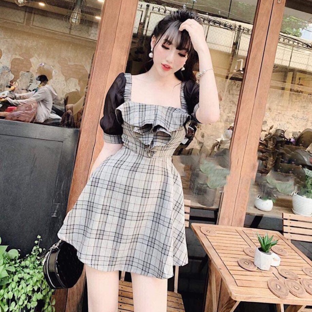 Đầm dự tiệc caro phối ren