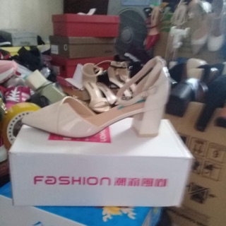 Giày cao got