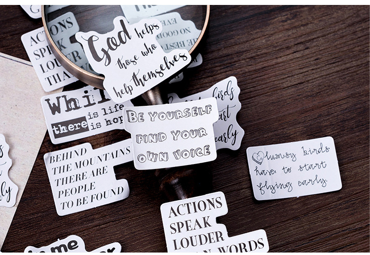 Set 45 miếng dán họa tiết báo tiếng ánh trang trí phong cách nhật bản