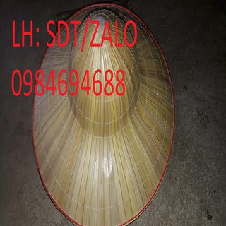 Mũ đan bằng lá cọ