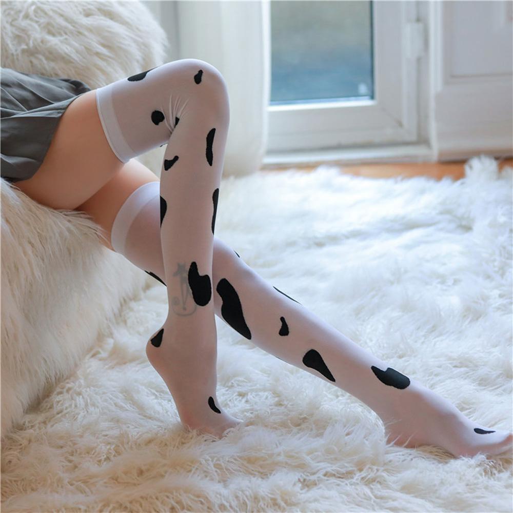 Quần Tất Lụa In Họa Tiết Bò Sữa Dễ Thương Dùng Hóa Trang