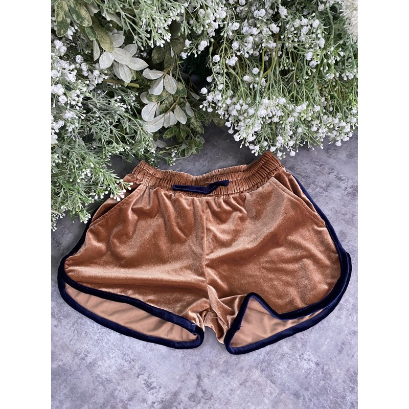 Quần Đùi Nhung 7 màu siêu đẹp. | BigBuy360 - bigbuy360.vn