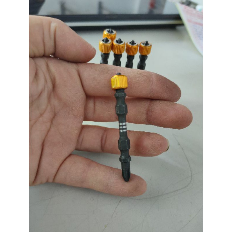 Đầu vít nam châm 4 cạnh-tô vít đầu 4 cạnh nam châm