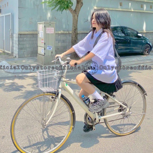 sơ mi ngắn tay +chân váy,nhận hàng có vấn đề liên hệ shop trước khi đánh giá