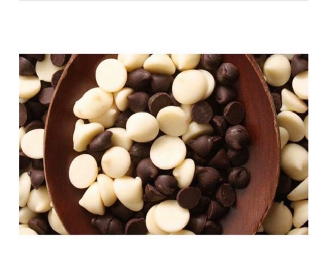 Socola chip  đen/trắng/hai màu Grand Place 100g