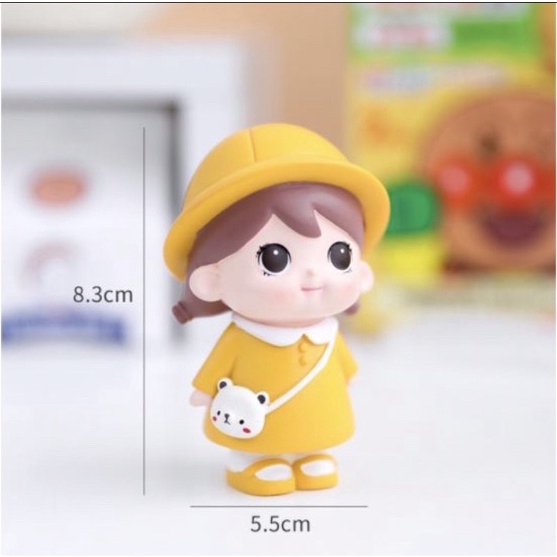 Combo 2 Em bé áo vàng trang trí bánh kem