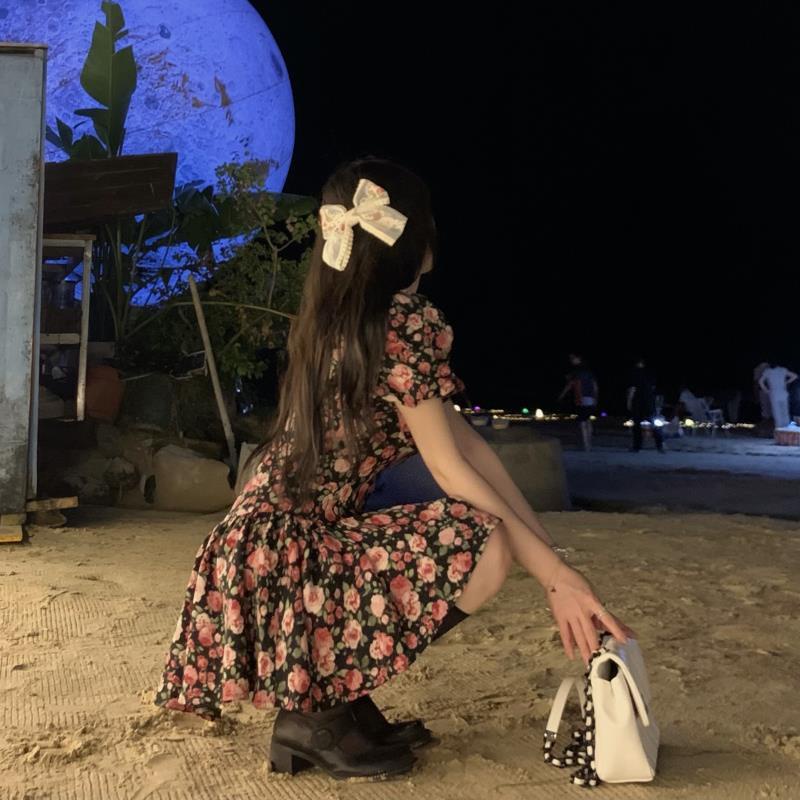 Đầm Tay Phồng Cổ Vuông Sọc Ca Rô Họa Tiết Hoa Thời Trang Xinh Xắn Cho Nữ 2022