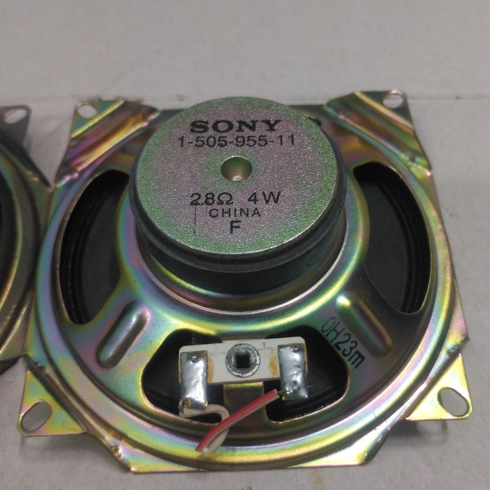 Loa cassette Sony rời đồ cũ