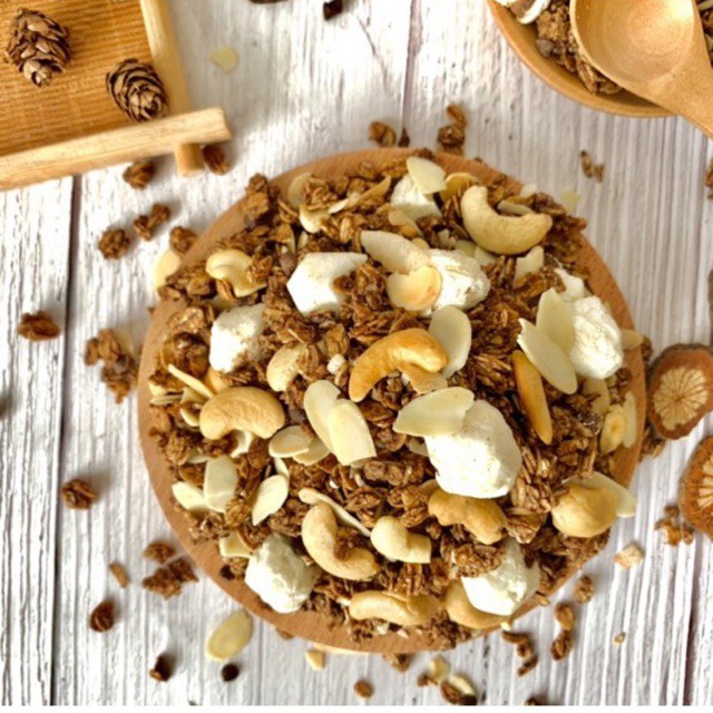Granola ăn kiêng vị chocolate, Ngũ cốc ăn kiêng giảm cân by Lee's Farm | BigBuy360 - bigbuy360.vn