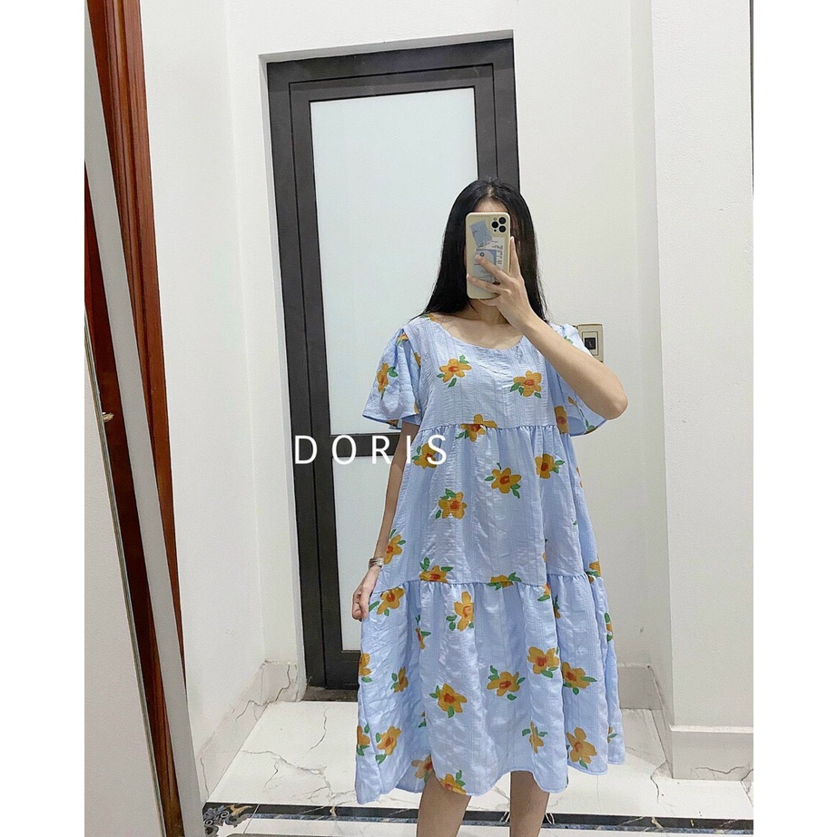 Đầm bầu mùa hè - váy bầu dáng babydoll trắng điểm hoạ tiết hoa vàng lịch sự trẻ trung