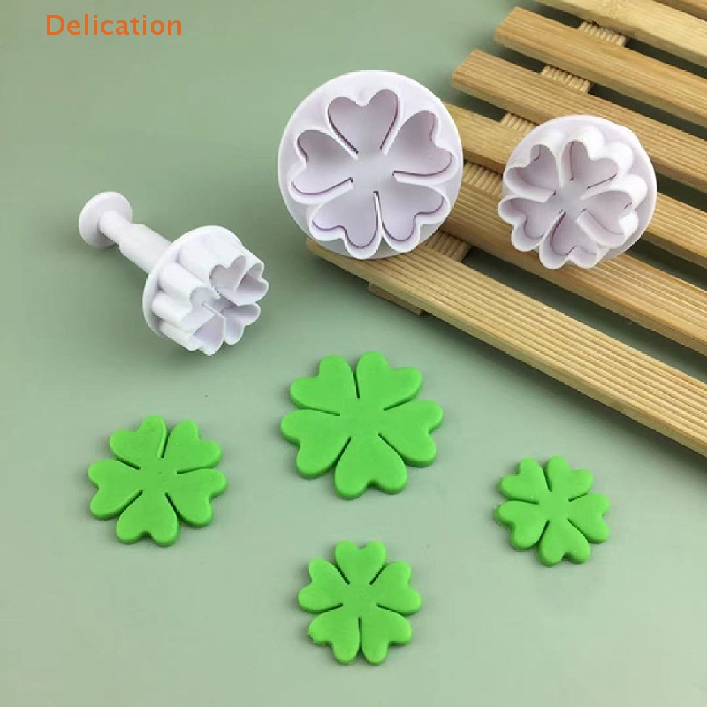 Set 3 Khuôn Nhựa Làm Bánh Hình Hoa / Trái Tim Mini DIY