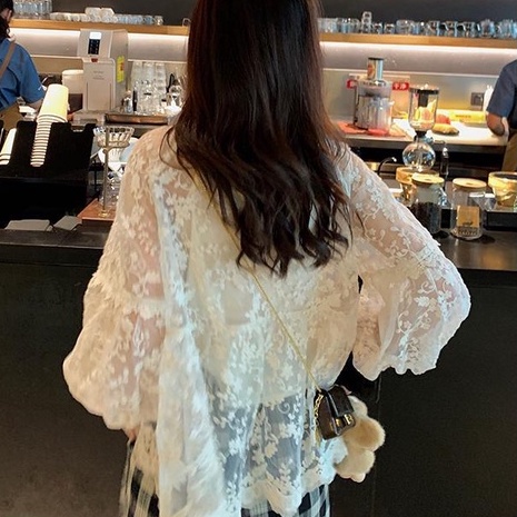 Áo Sơ Mi Trắng Cổ Vuông Kèm Áo Hai Dây Nhỏ Thời Trang Mùa Hè Cho Nữ