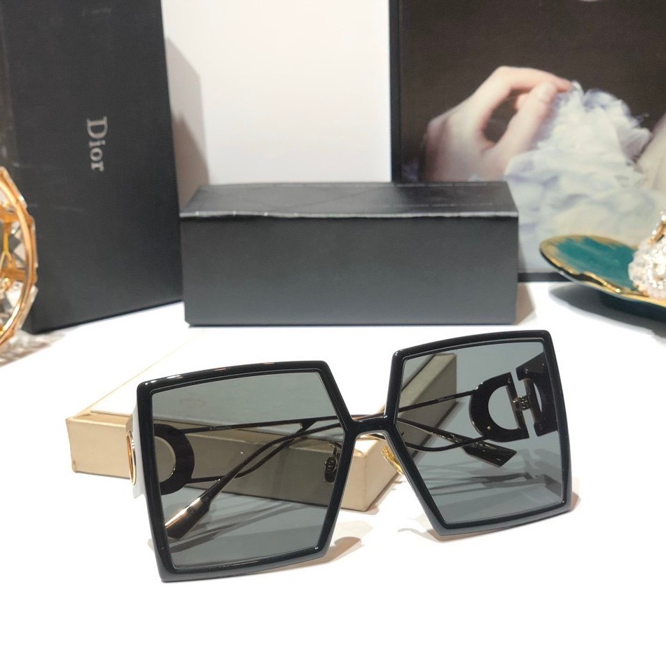 ❌CHUYÊN SỈ❌MẮT KÍNH THỜI TRANG THƯỢNG HẠNG FORM VUÔNG GỌNG SẮT CD SAU | BigBuy360 - bigbuy360.vn