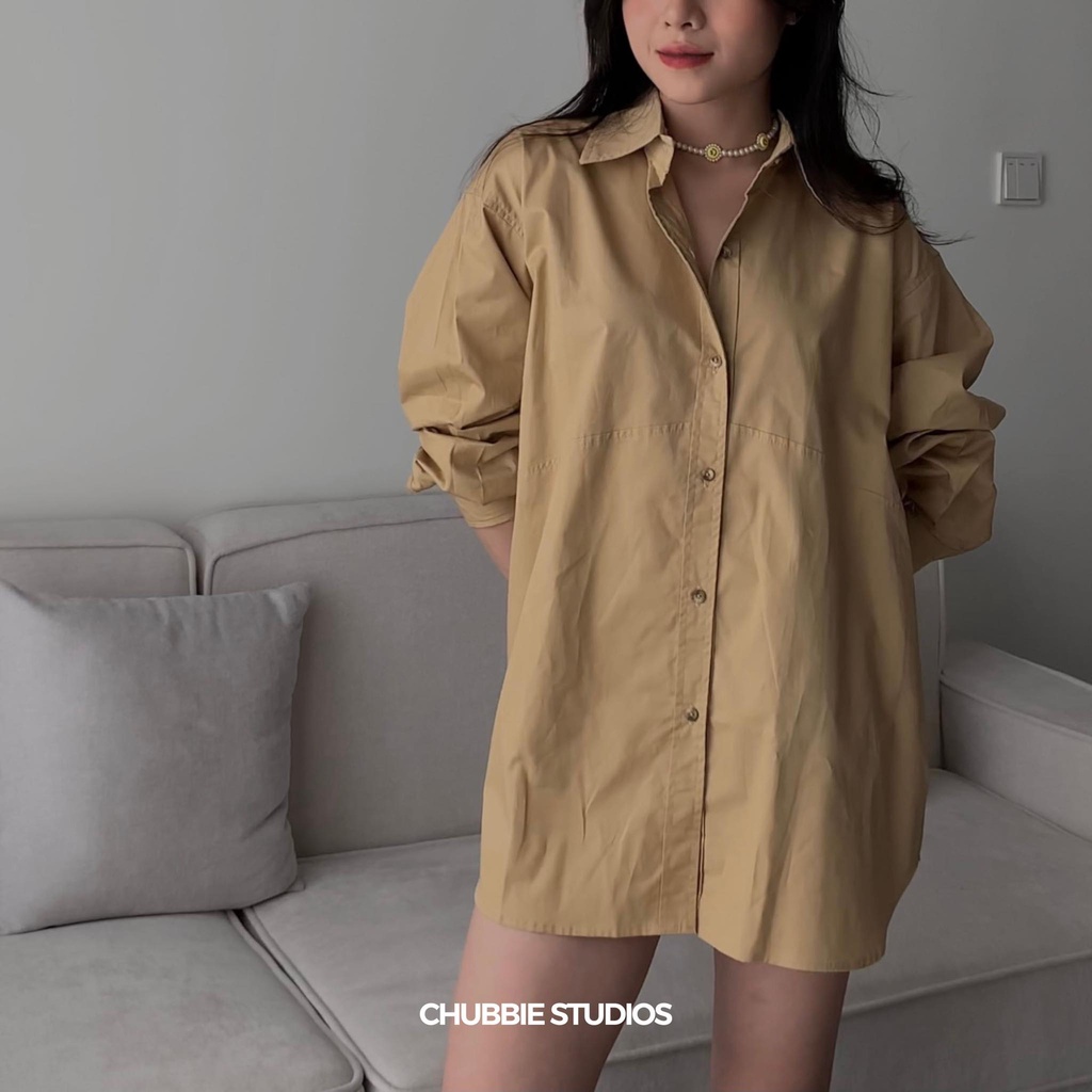 CHUBBIE © PLUM SHIRT Áo sơmi dáng rộng, oversize, phối đường may ngang thân | BigBuy360 - bigbuy360.vn