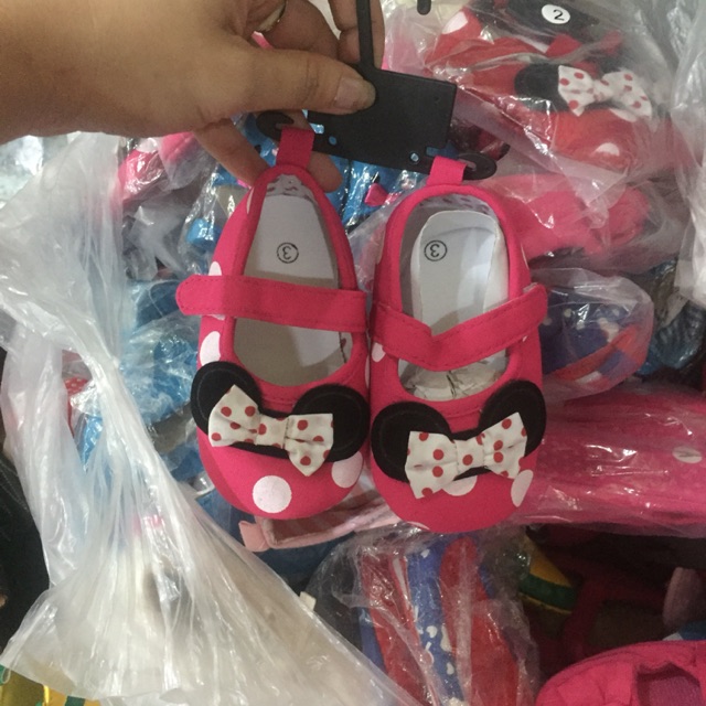 Giầy tập đi cho bé