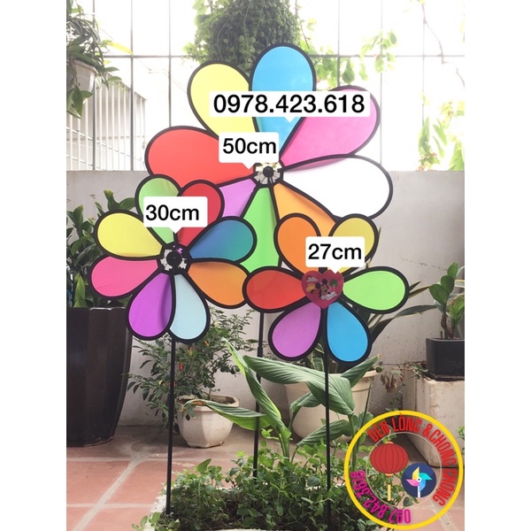 Chong chóng vải 8 cánh cầu vồng 50cm - chong chóng trang trí xe trà sữa - xe cafe