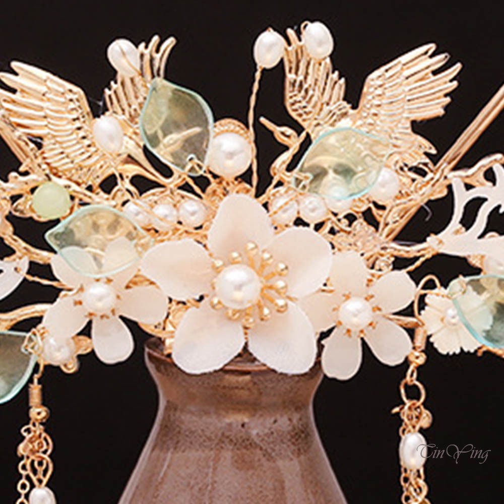 Trâm cài tóc GETNOIVAS hình vương miện phối tua rua phong cách Trung Hoa cổ điển cho cô dâu