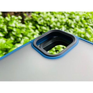 ỐP BENKS MAGIC SMOOTH NHÁM VIỀN MÀU IP12 PRO